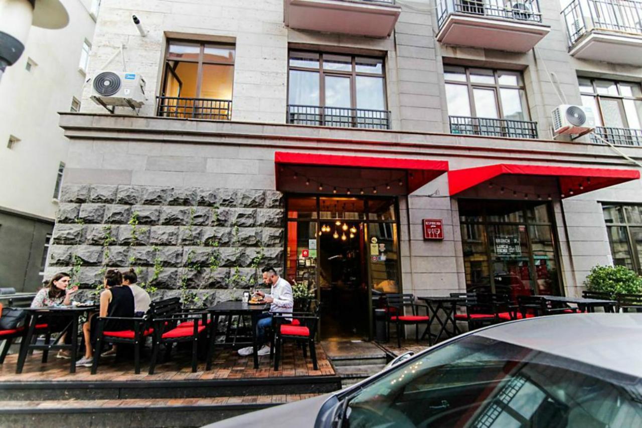 Cozy Apartment In The City Center Mtatsminda Tbilisi Exterior photo